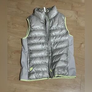 Women’s small silver Fabletics athleisure puffy vest